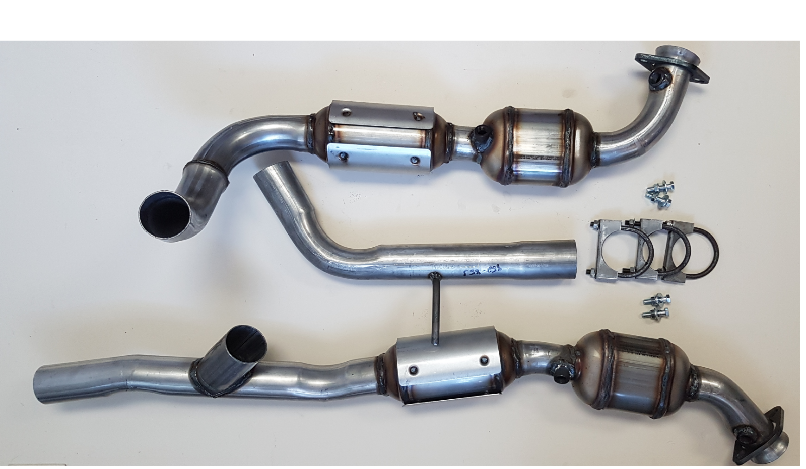 20042005 Ford F150 5.4l 4wd Catalytic Converters System