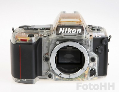 値下げ！昔懐かしい重量感 こだわりの名機 35-135 nikon F90X 値下げ！昔懐かしい重量感 こだわりの名機 35-135 nikon F90X