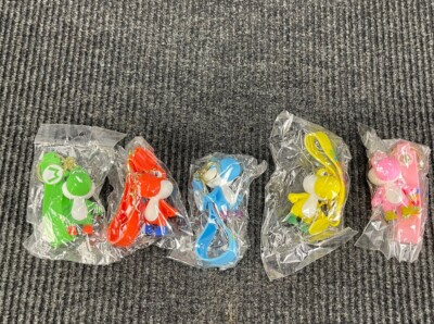 Yoshi 3D Rubber Keychains 5 Blue Pink Yellow Green And Red/orange