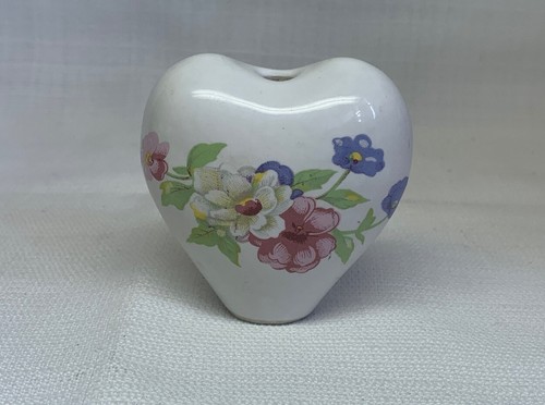(AP) Lot Of 3 Ceramic Hearts Rose Decoration Furniture Craft No Hardware
