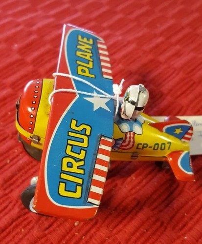 VINTAGE TIN WIND-UP CIRCUS PLANE ? YONE  MADE IN JAPAN  WORKS FABULOUS CONDITION