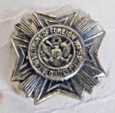Vintage Veterans of foreign Wars Pin VFW Auxillary lapel hat screw back