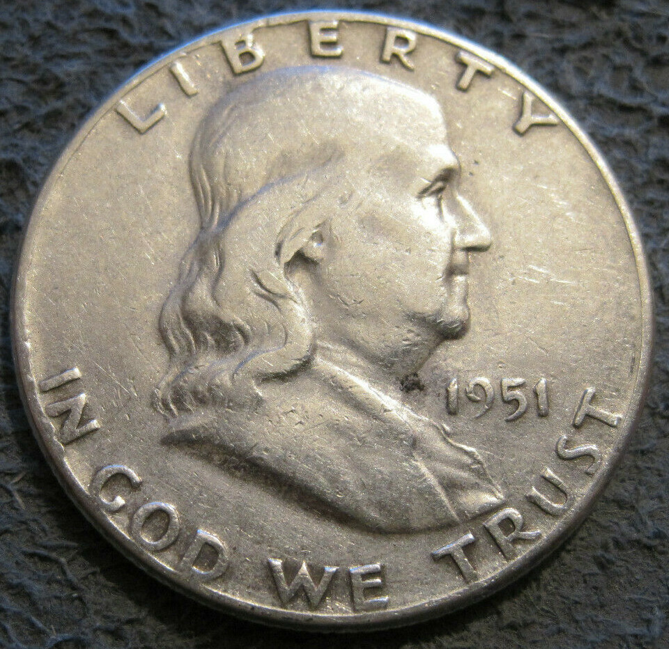 AS SHOWN - 1951 P FRANKLIN HALF DOLLAR // 90% SILVER // MC 550
