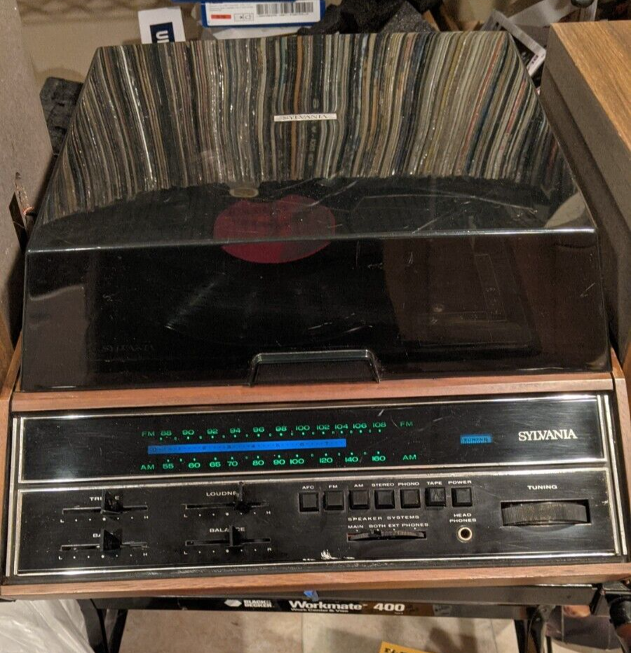 SYLVANIA Terntableターンテーブル Sylvania 5000 Turntable Stereo System w/ Automatic Turntable
