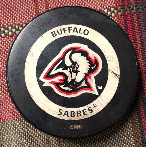 RARE Vintage Buffalo Sabres Game Used Hockey Puck 1997 Domink Hasek Shutout