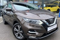 2017 Nissan Qashqai 1.2 DiG-T N-Connecta 5dr HATCHBACK Petrol Manual