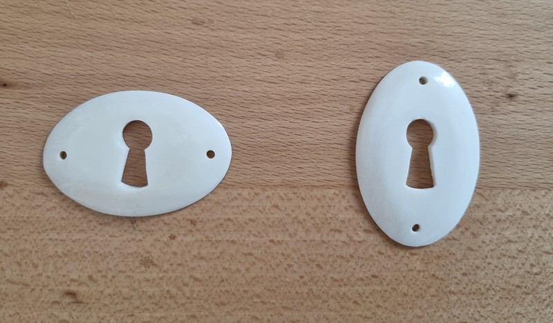 Handgefertigtes SchlÃ¼Sselschild Aus WeiÃEm Tierknochen 