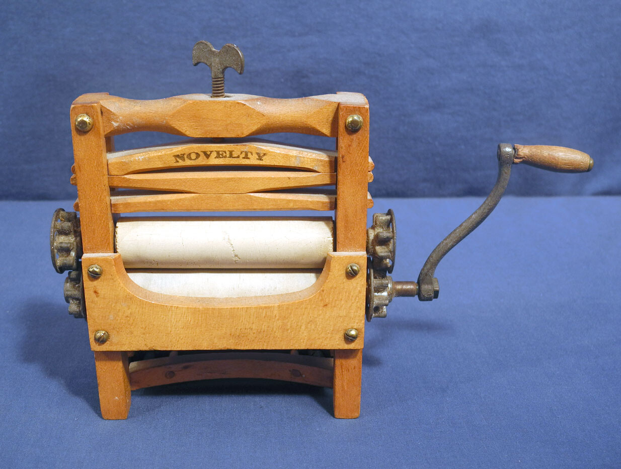 Vtg Antique Salesman Sample Clothes Wringer Toy 6