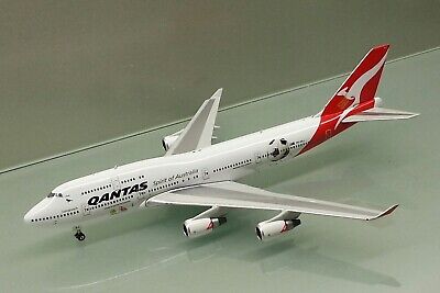 Phoenix 1/400 Qantas Airways Boeing 747-400 VH-OEJ World Cup diecast metal model