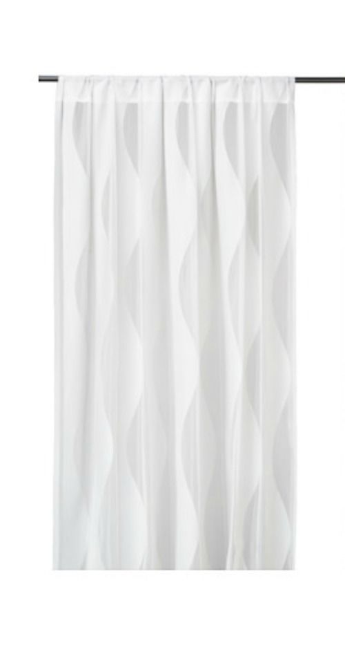 Rideaux et voilages blancs pour la maison