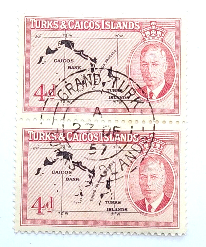 TURKS & CAICOS ISLANDS GVI SG227, 4d black & rose, Used Pair Block