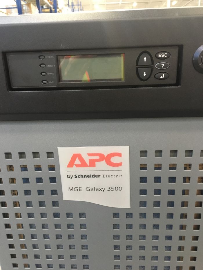 APC Smart UPS VT MGE Galaxy 3500