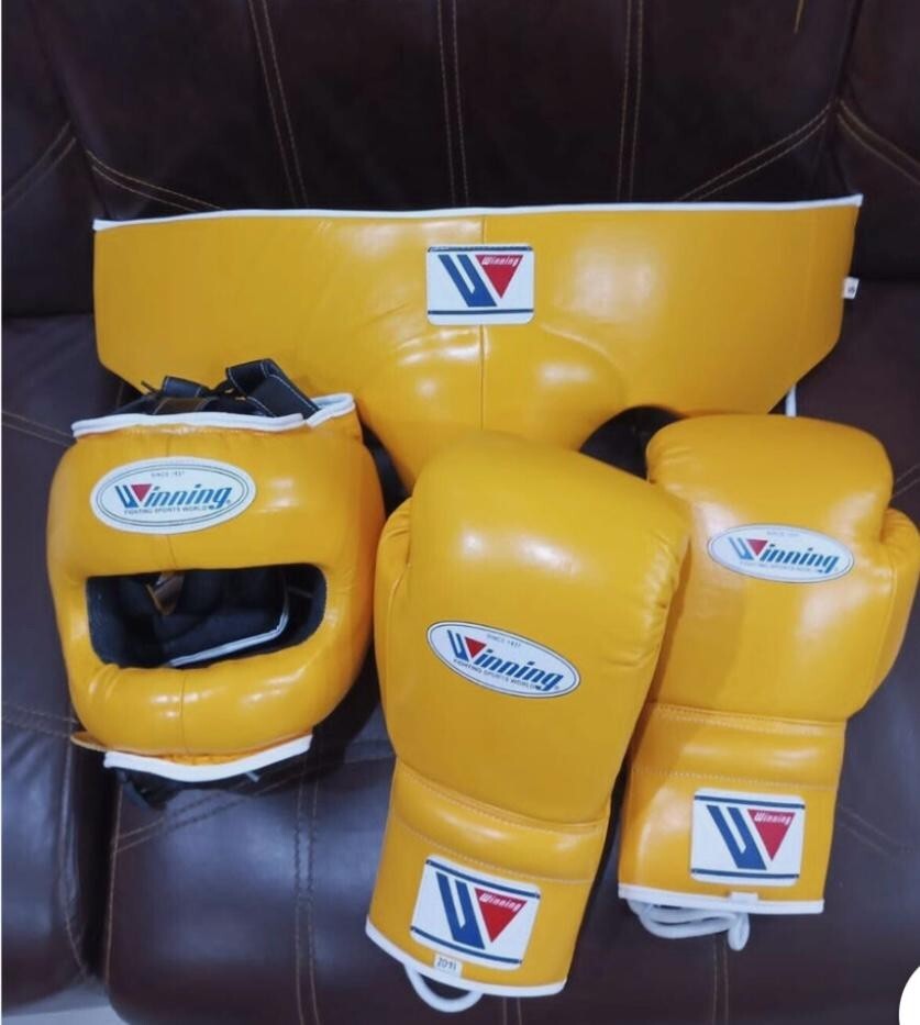 Winning ボクシンググローブ 16oz イエロー Winning Velcro Boxing Gloves - Yellow – WJapan Boxing