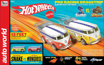 Auto World 13' Hot Wheels Snake Vs Mongoose Manual Slot Drag Set HO Scale