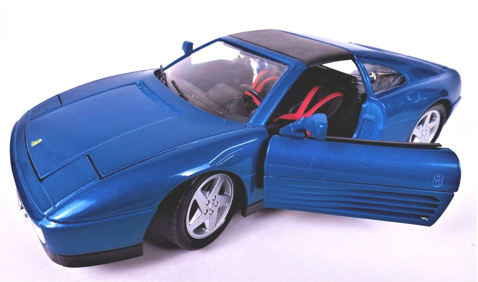【Maisto】Ferrari 348ts 組み立てキットSET Ferrari 348 TS Scale Model by Maisto | eBay