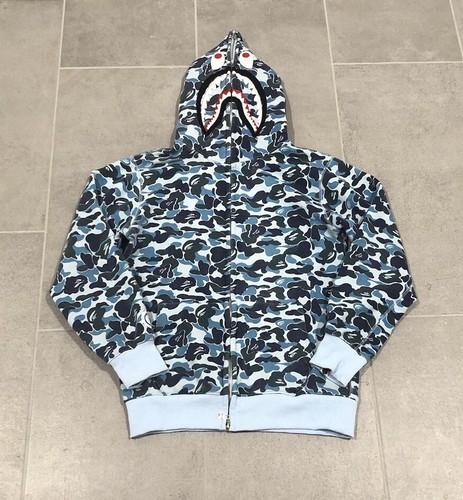 A BATHING APE フードジャンパーXS ?media_id=3637282701888536004