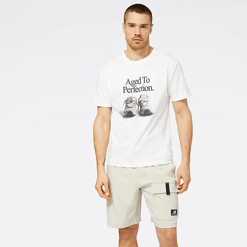 

New Balance Athletics Legacies Perfection SS Футболка Lifestyle Мужская белая, Белый, New Balance Athletics Legacies Perfection SS Lifestyle T-Shirt