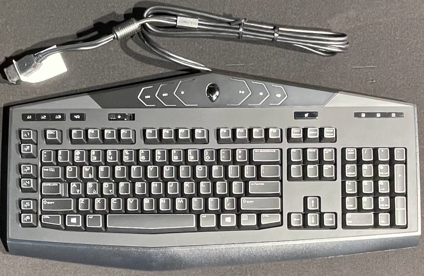 Dell / Alienware TactX Multimedia Gaming Keyboard / KG900