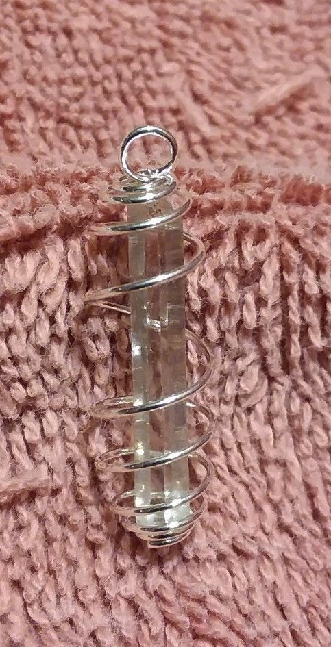 Herkimer Diamond Silver Plated Wire Cage Pendant 1