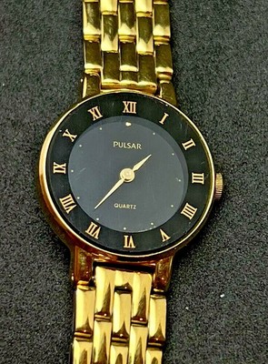 Vintage New PULSAR SEIKO Women s 25mm Quartz Watch Gold Case Bracelet Black Dial