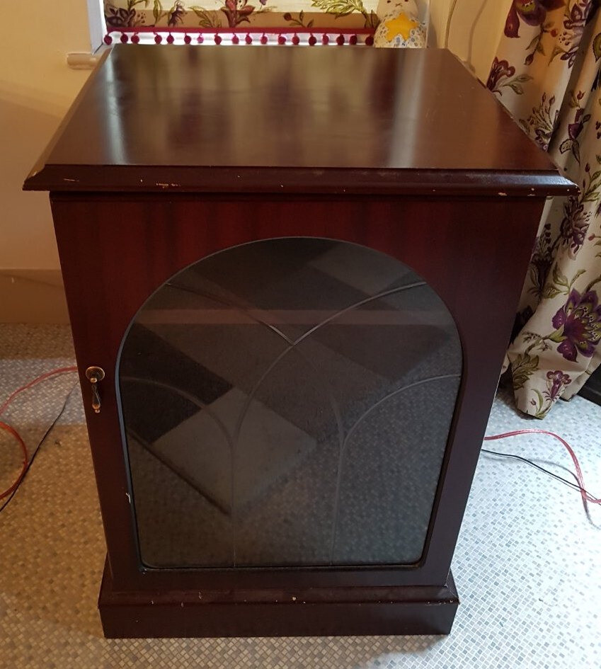 Morris Furniture vintage Mahogany HiFi Unit or drinks in