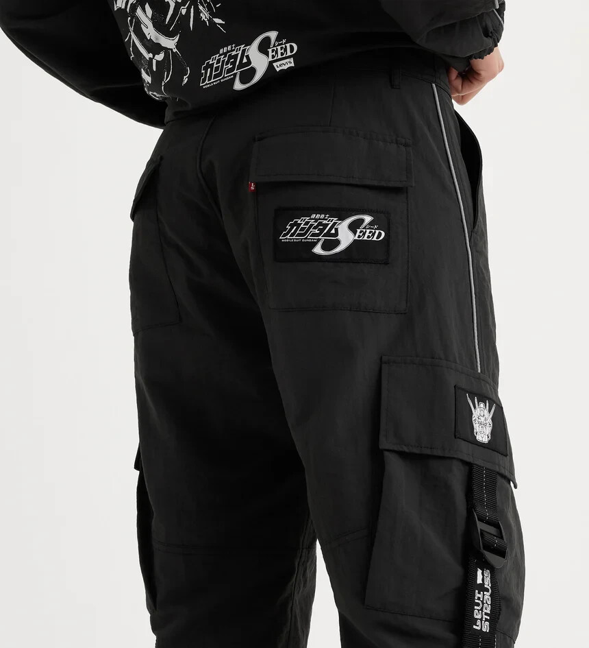 Pre-owned Levi's Limited Edition  X Gundam Seed Cargo Pants - Size W34 L32 - Black -