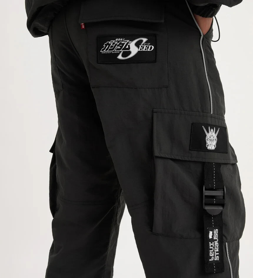 Pre-owned Levi's Limited Edition  X Gundam Seed Cargo Pants - Size W34 L32 - Black -