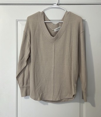 Women's Boutique Oatmeal Long Sleeve Top Size Medium