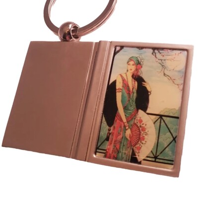 New RUSS DECO KEYCHAIN PHOTO HOLDER Silver Tone Heavy Duty Art Artwork Flapper
