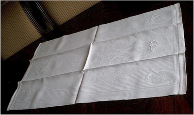 Gorgeous Vintage Linen Damask Towels Embroidered Monogram Set of 5