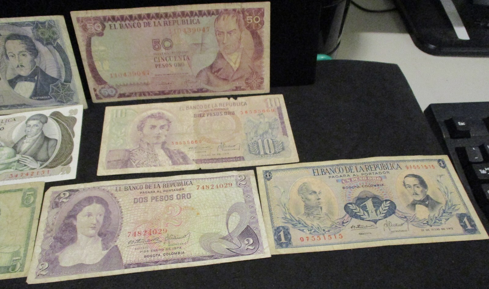 Lot of (7) Columbia Banknotes from the 70's - All Differnt Denominations - Circ.