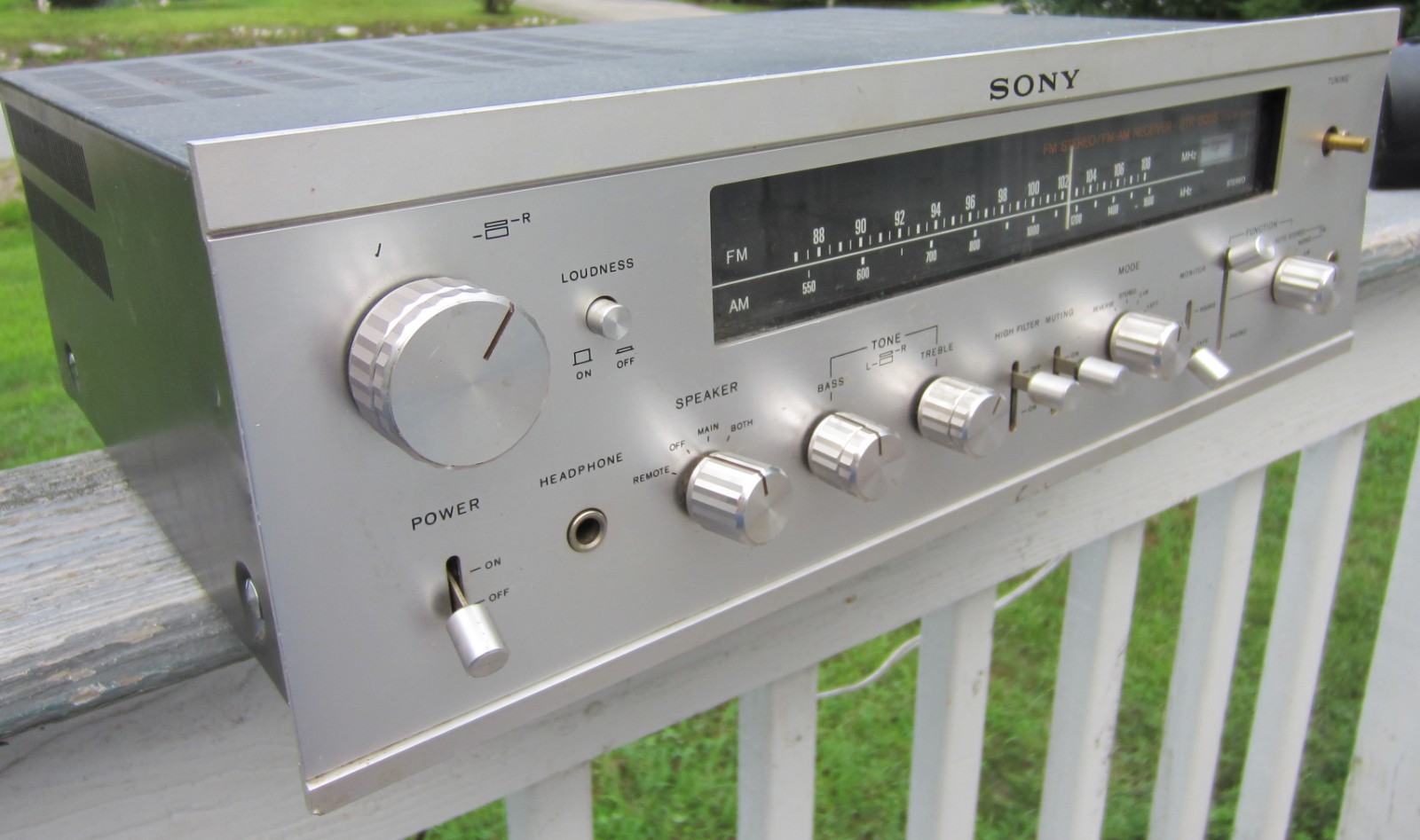 SONY STR 6055 Stereo Receiver Solid State 40 watt/channel Amplifier Vintage