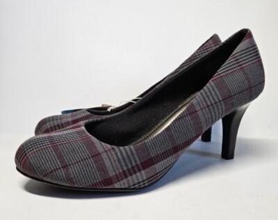 Comfort Plus by Predictions women's plaid pumps shoes 2.5 inch heels size 6.5