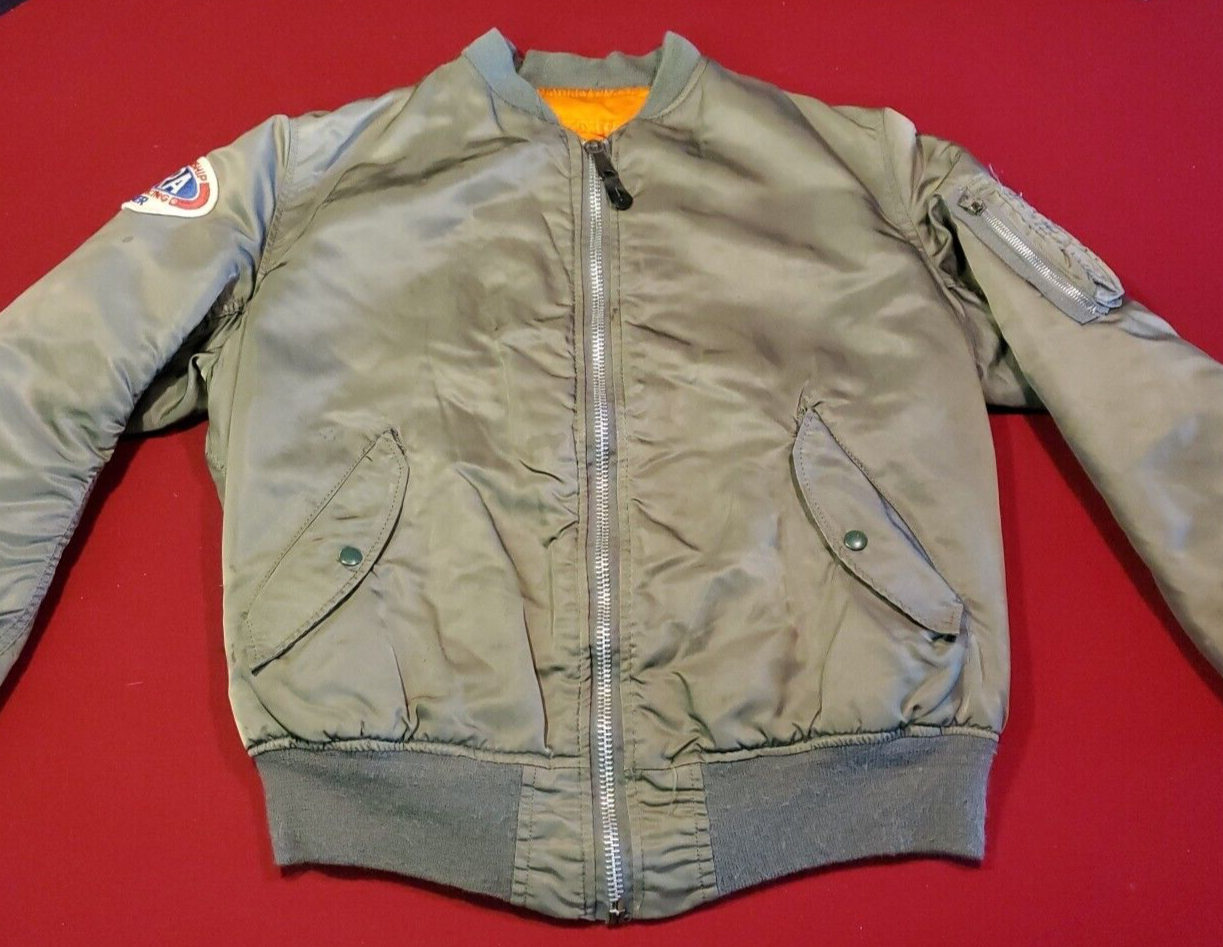 Vintage ALPHA INDUSTRIES MA-1 Flyer USAF MIL-J-82790J