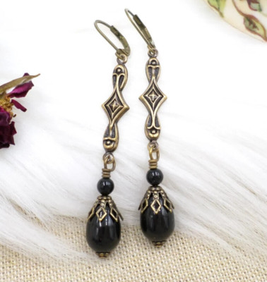 Black Pearl Earrings, Medieval Goth Jewelry, Dark Academia Aesthetic, Ren Faire