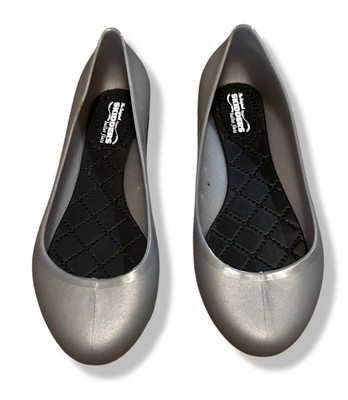 Skidders Women's Original Ballet Flat, Silver, Size 9