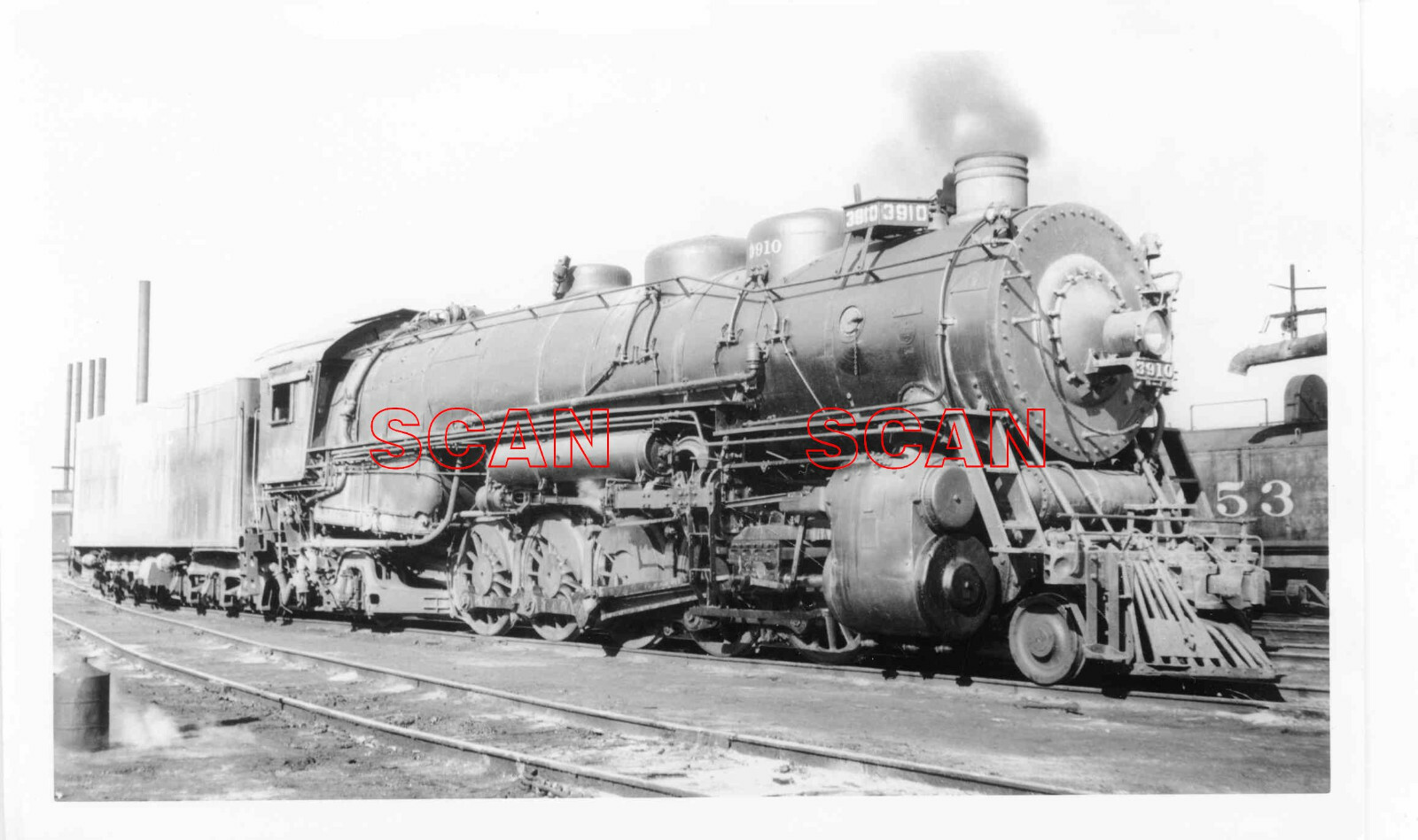 1D025 RP 1946 AT&SF SANTA FE RAILROAD 2-10-2 LOCO #3910