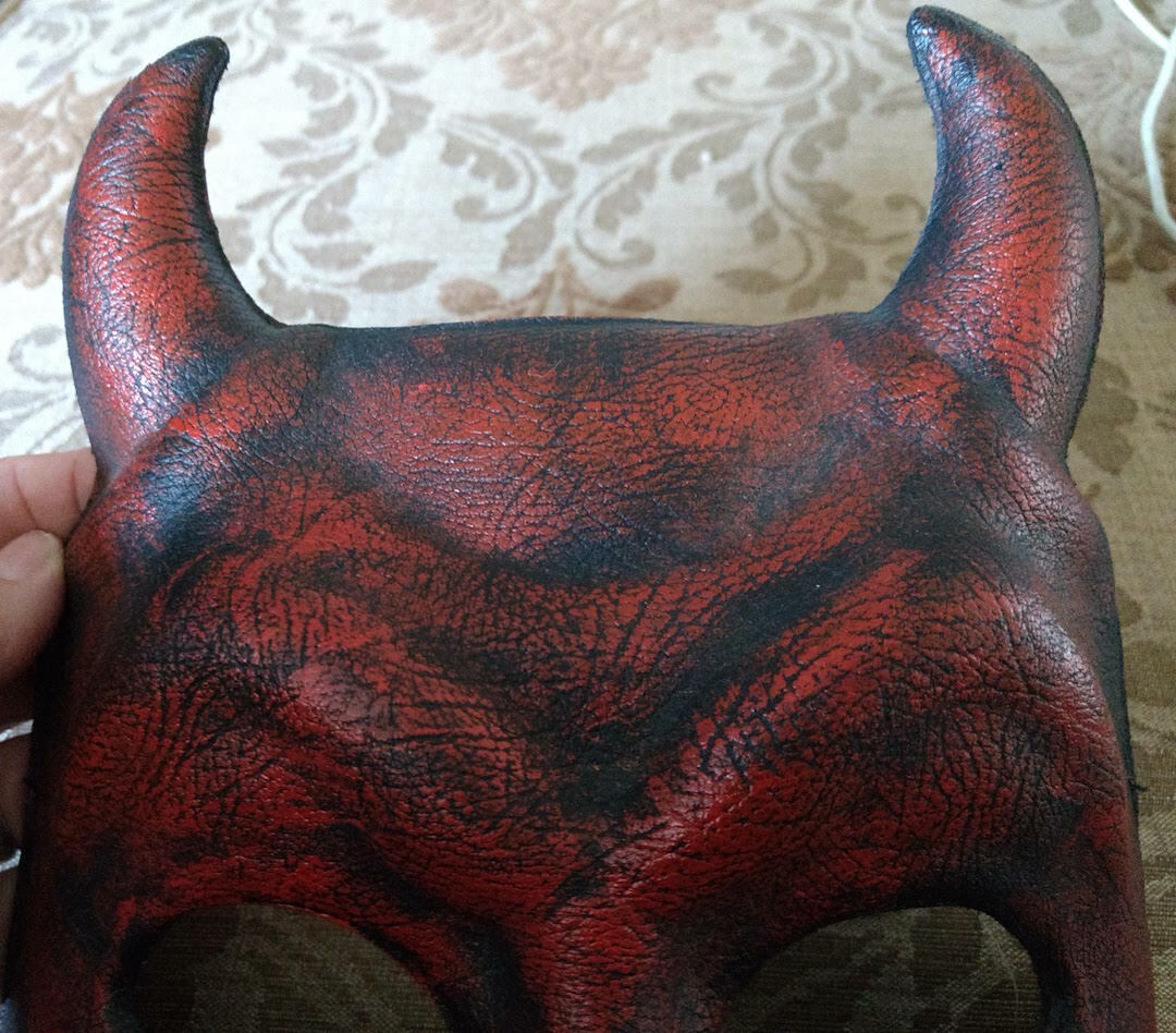 Devil Diavolo Red Mask Mardi Gras Venetian-style Masquerade Gorgeous Not Worn