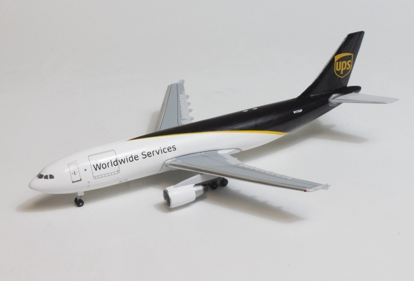 UPS Airbus A300-600F N173UP Aeroclassics 1:400 | eBay