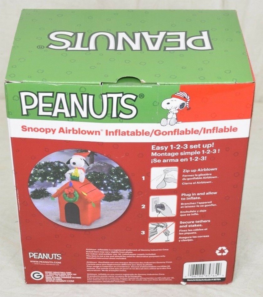 Peanuts Christmas 4 ft Lighted Snoopy & Woodstock Doghouse Airblown Inflatable