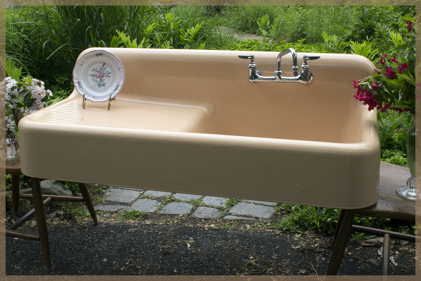 ONCE IN A LIFETIME! Amazing Salmon Color Vintage Antique Farmhouse Farm Sink