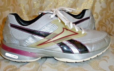 Reebok Play Dry Women Gray / Burgundy Trim Athletic Toning Shoes SNEAKERS 9 40