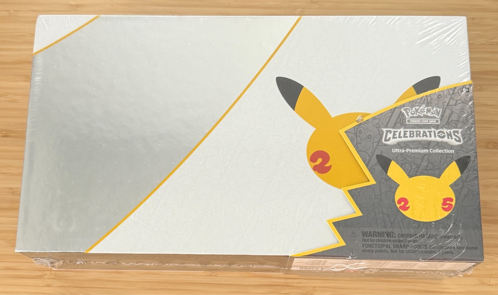 ポケモンカードゲーム Celebrations Ultra-Premium Collection Pokémon Trading Card Games: 25th Anniversary Celebrations