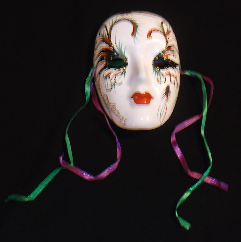 VINTAGE 1990'S CERAMIC MARDI GRAS MASK LOT NEW ORLEANS LOUISIANA EXCELLENT
