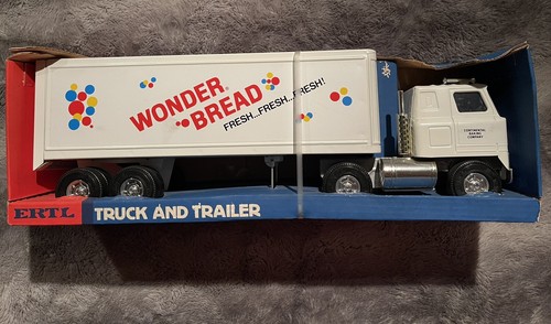 トイザラス/ERTL 1980's 21 Inch Trailer トイザラス/ERTL 1980's 21 Inch Trailer Vintage 21.5 Inch
