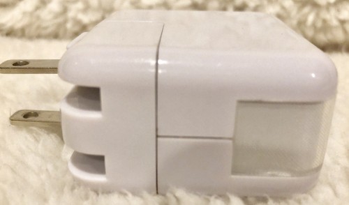 Wall Charger APower 40 AC 100-240V