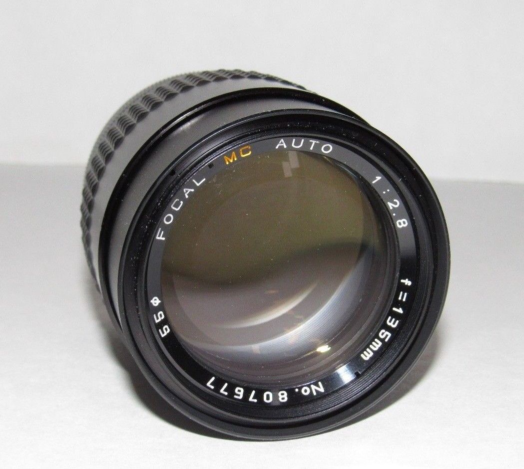 Focal MC Auto Camera Lens f=135mm 1:2.8 w/ Storage Case for Minolta