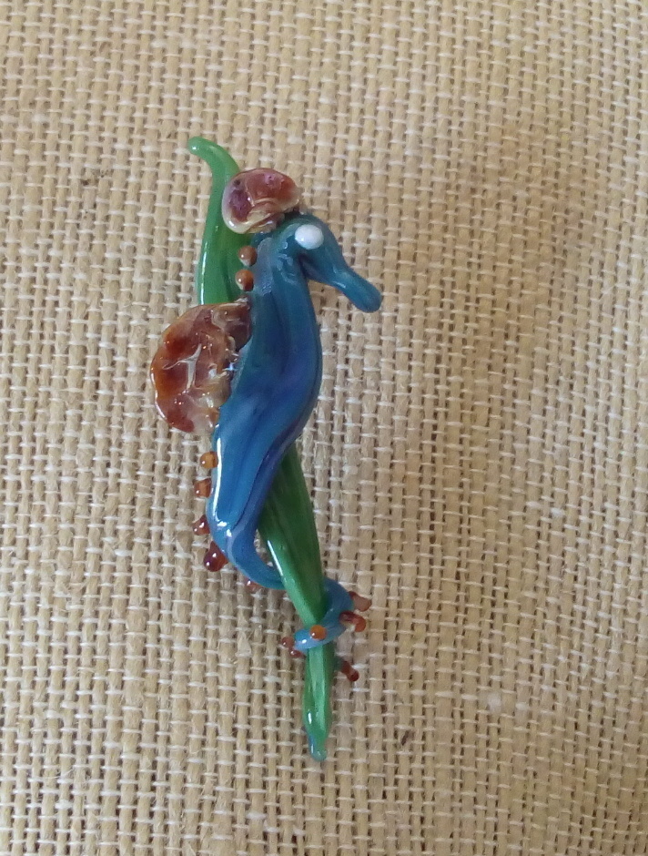 LNT- Handmade Boro Lampwork Focal Bead Pendant, SEA HORSE on SeaGrass Ln666, Sra