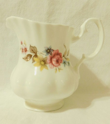 Creamer & Sugar Bowl w/ Tray Set vintage Jubilee Fine Bone China made England mn