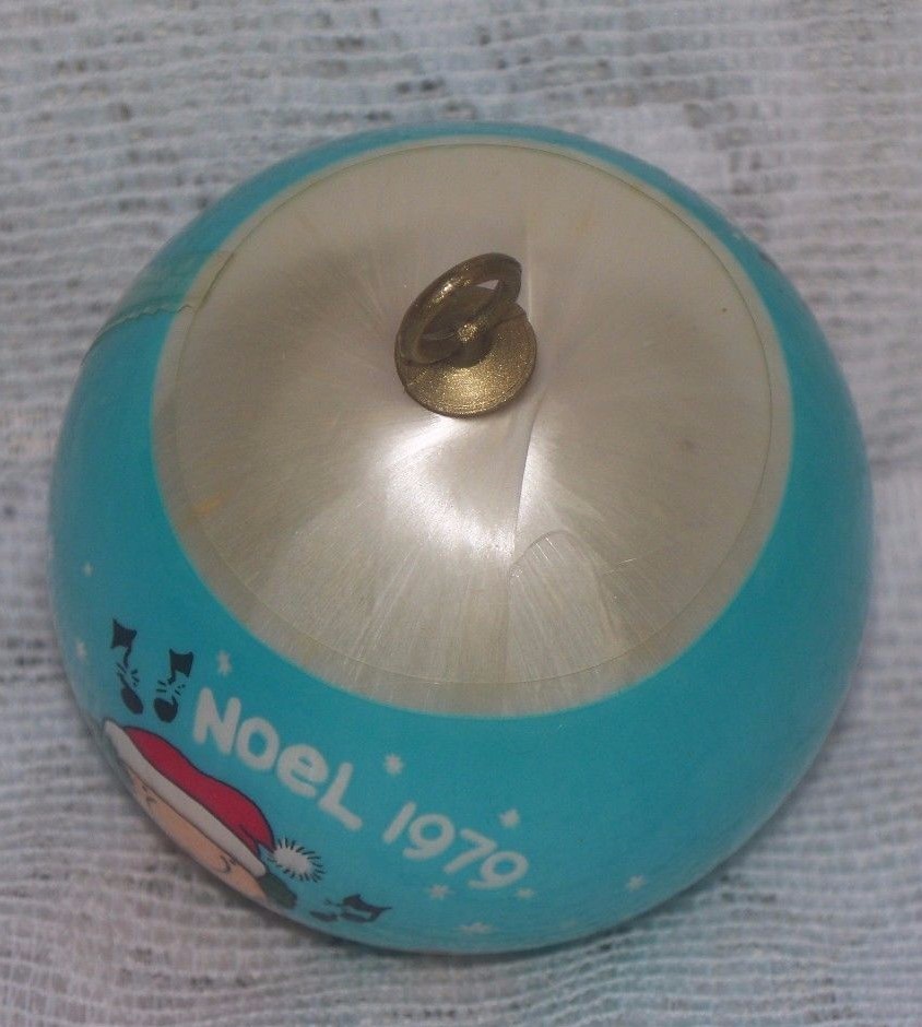 VINTAGE NOEL 1979 ZIGGY SATIN SILK CHRISTMAS ORNAMENT